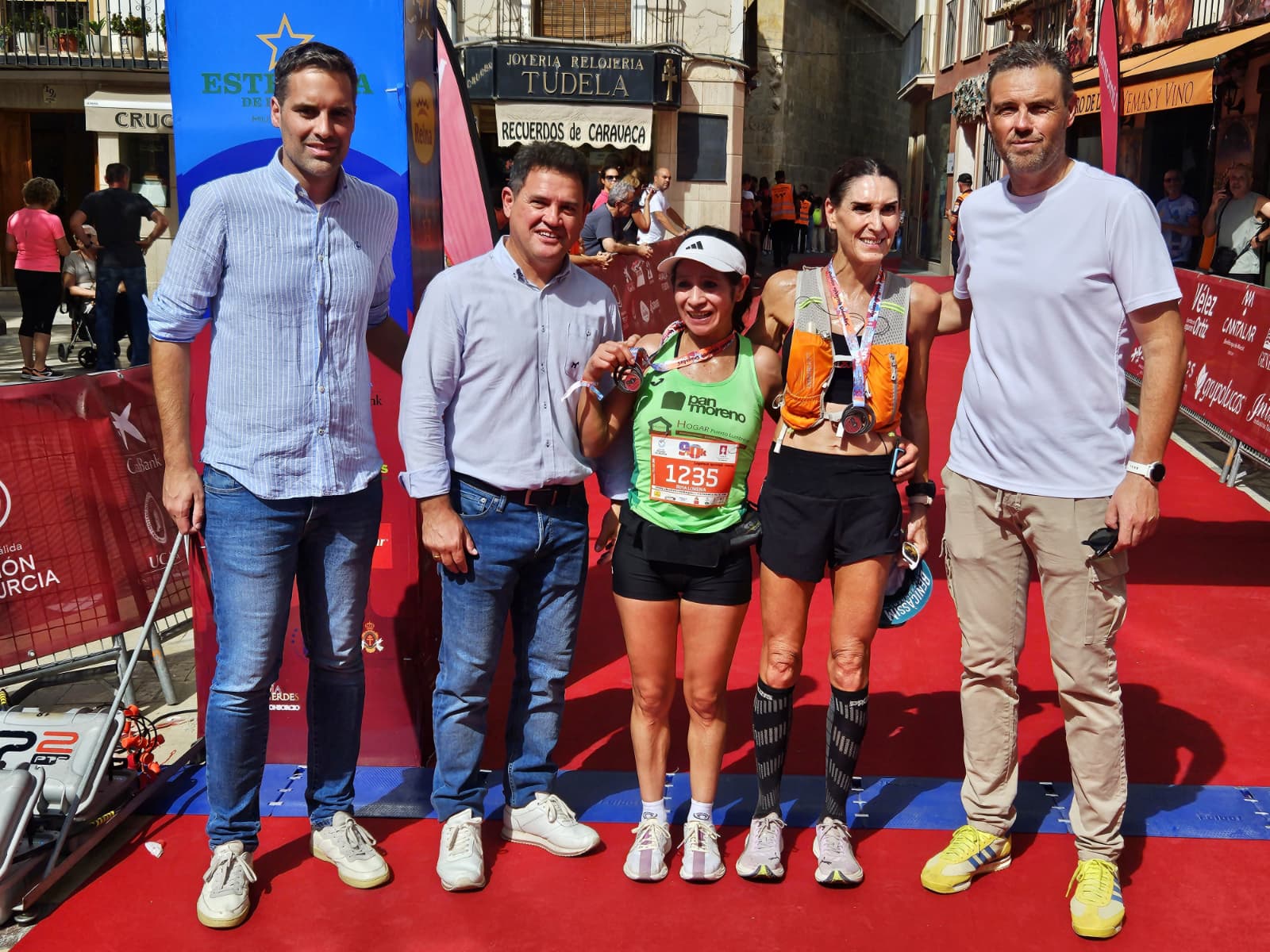 En imágenes, salida y llegada de la 90K a Caravaca de la Cruz