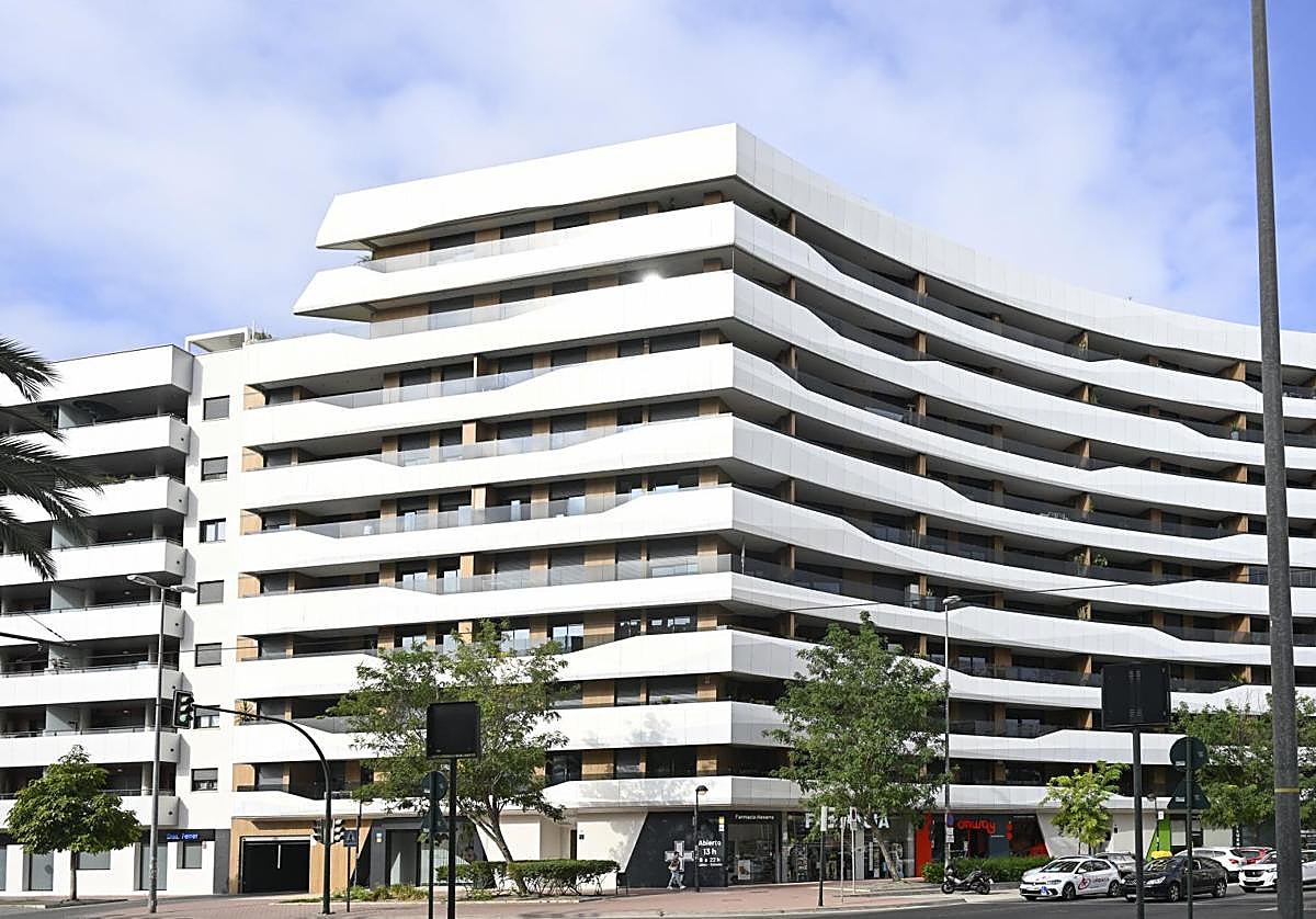 Residencial Ortiz de Zárate, en la avenida Juan de Borbón, diseñado por el Zorg Arquitectos y construido en 2015.