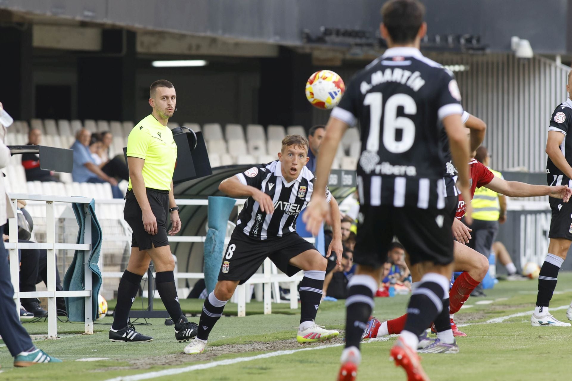 El FC Cartagena aplasta sin piedad al Tarazona, en imágenes