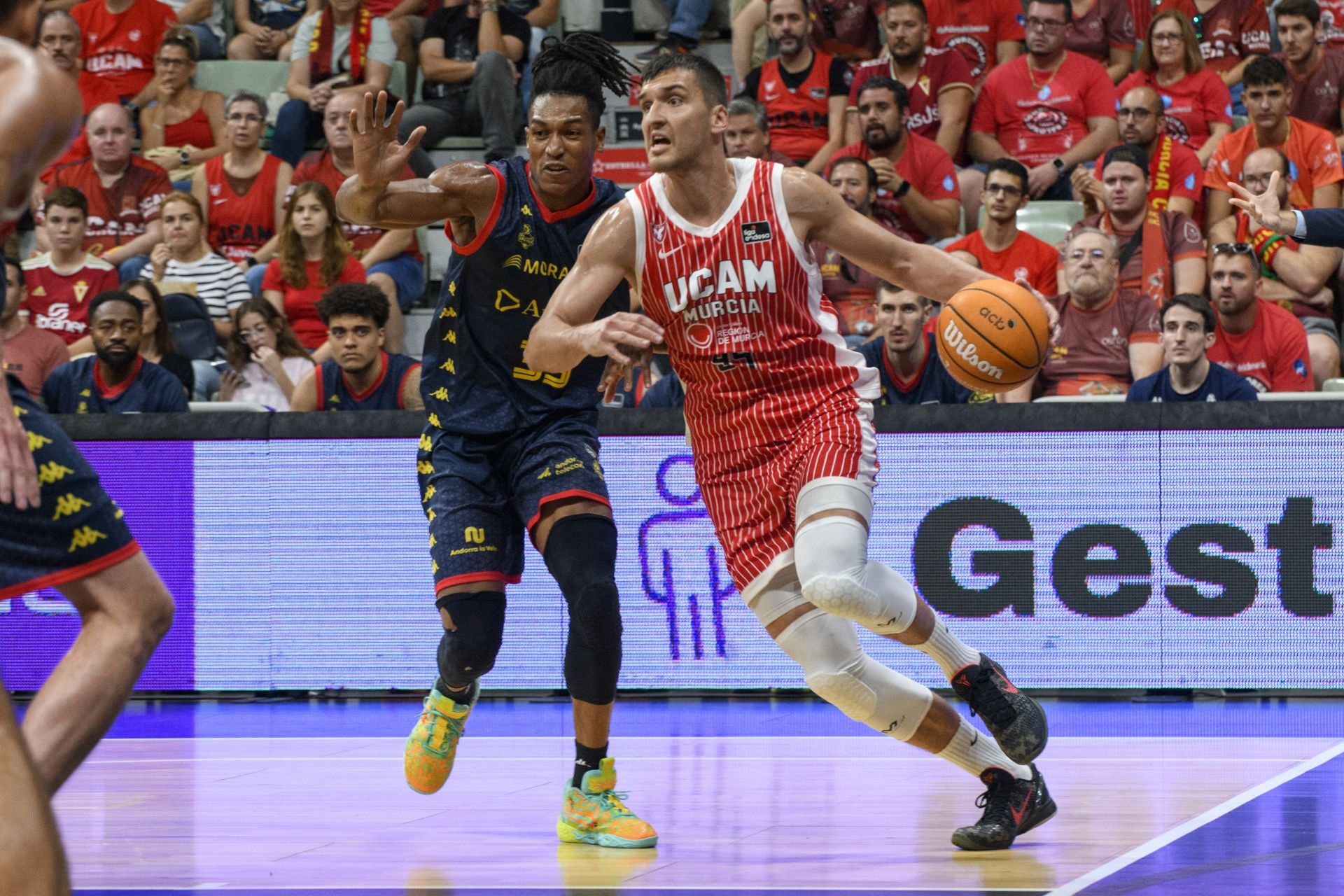 Un UCAM de sobresaliente el primer día ante el Andorra, en imágenes