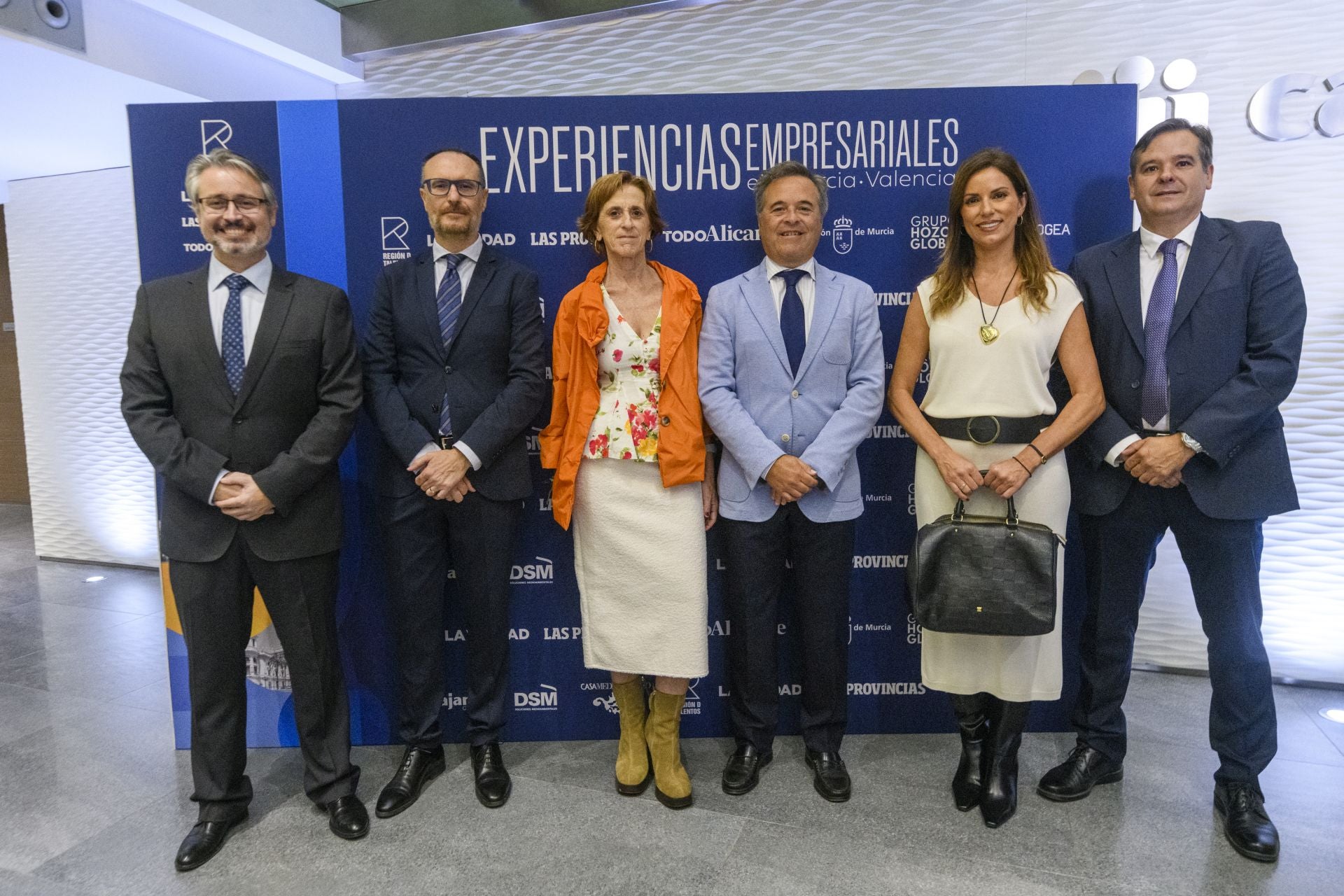 El encuentro &#039;Experiencias Empresariales. Eje Murcia-Valencia&#039;, en imágenes