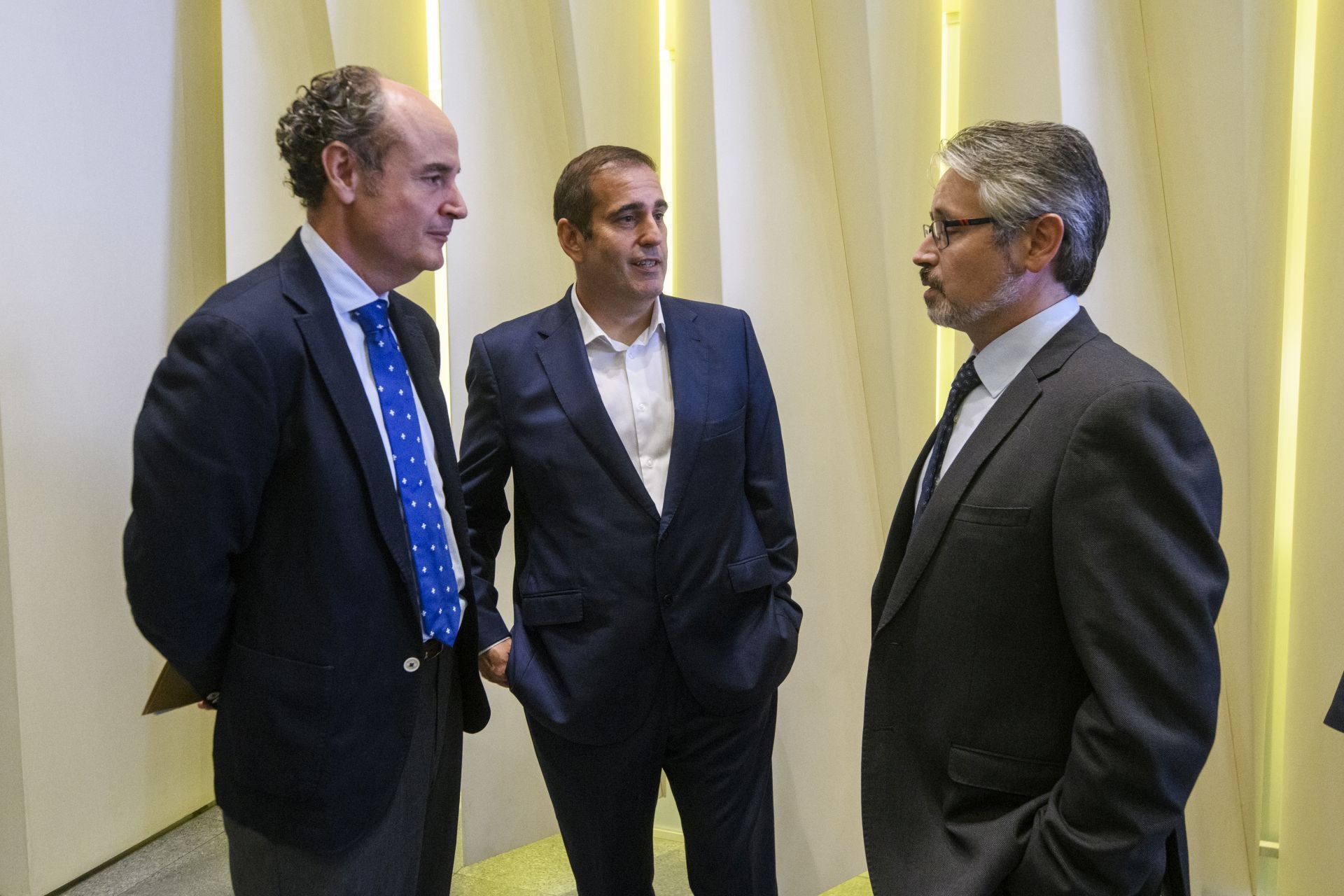 El encuentro &#039;Experiencias Empresariales. Eje Murcia-Valencia&#039;, en imágenes