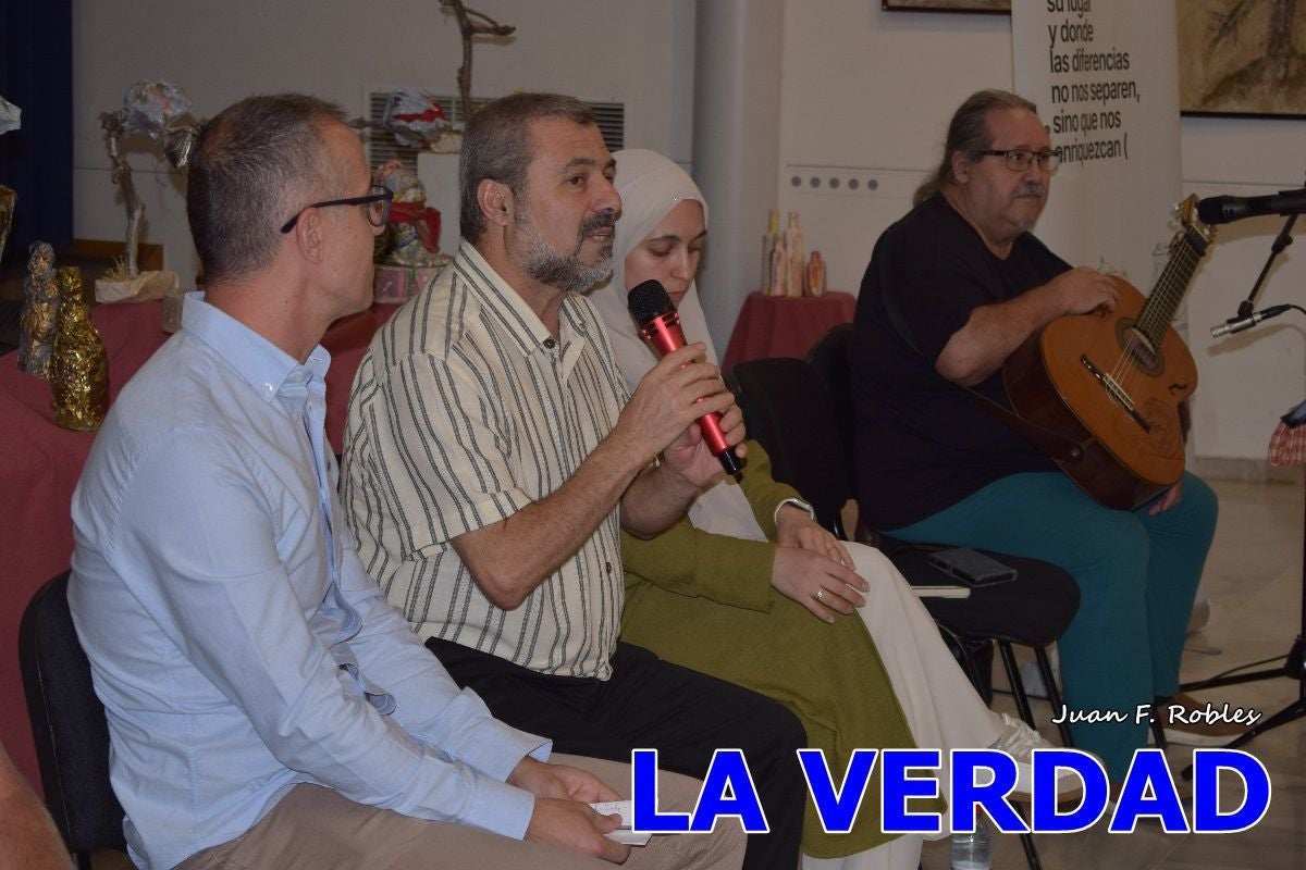 Imágenes de Charla &#039;La voz de Palestina. Diálogo con Eman y Abdallah Mhanna&#039; en Caravaca
