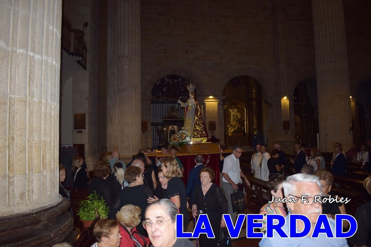 Imágenes de la Misa Solemne y Procesión de la Virgen del Rosario en Caravaca de la Cruz