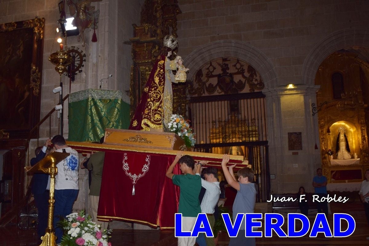 Imágenes de la Misa Solemne y Procesión de la Virgen del Rosario en Caravaca de la Cruz