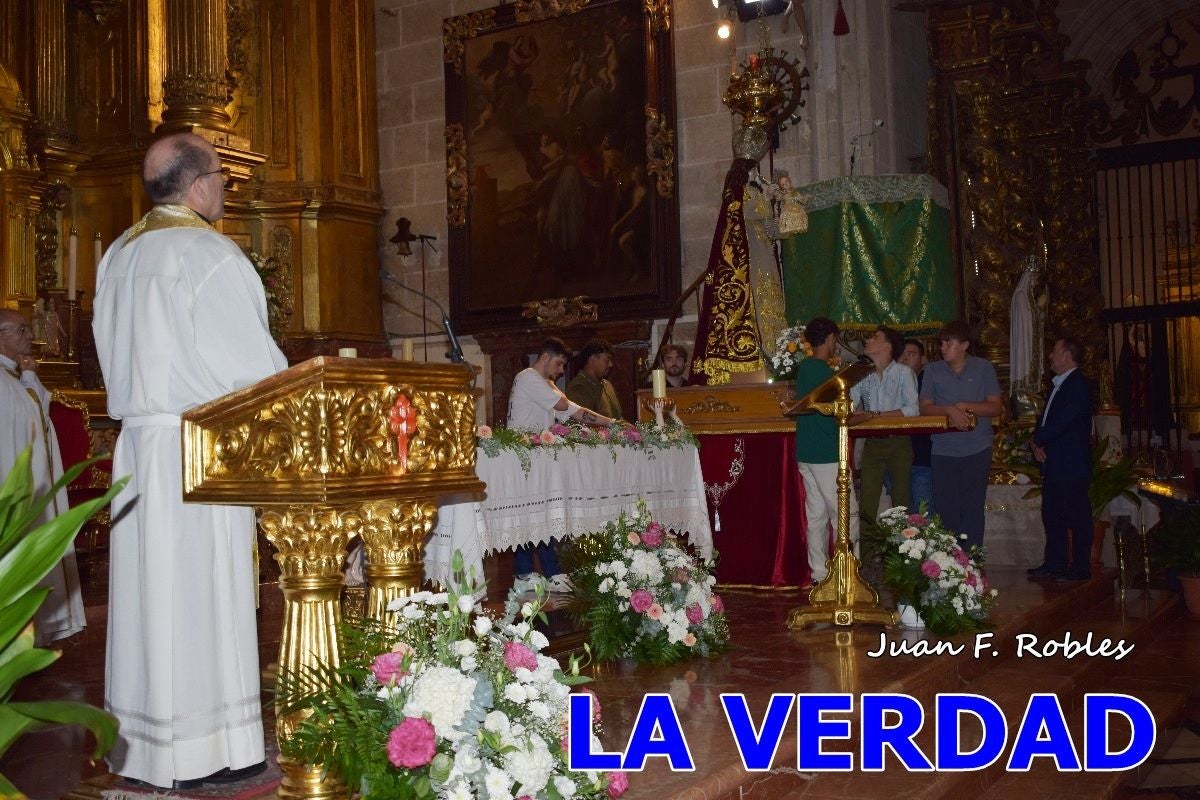 Imágenes de la Misa Solemne y Procesión de la Virgen del Rosario en Caravaca de la Cruz