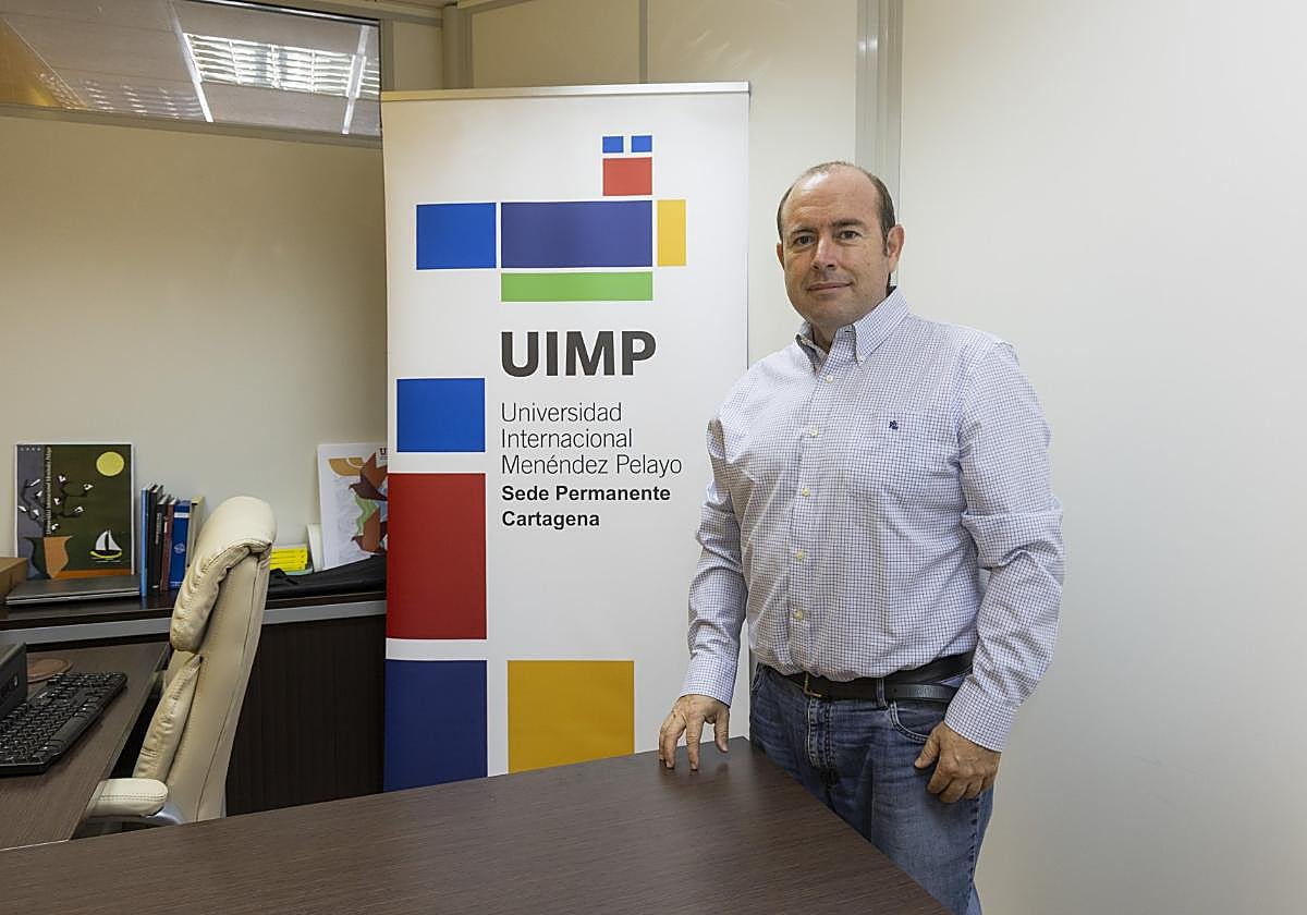 Cavas, en la sede de la UIMP en la calle Conducto.