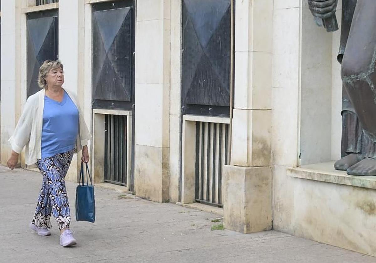 La exalcaldesa de Cartagena, Pilar Barreiro, llegando este miércoles a la Audiencia, en Murcia.
