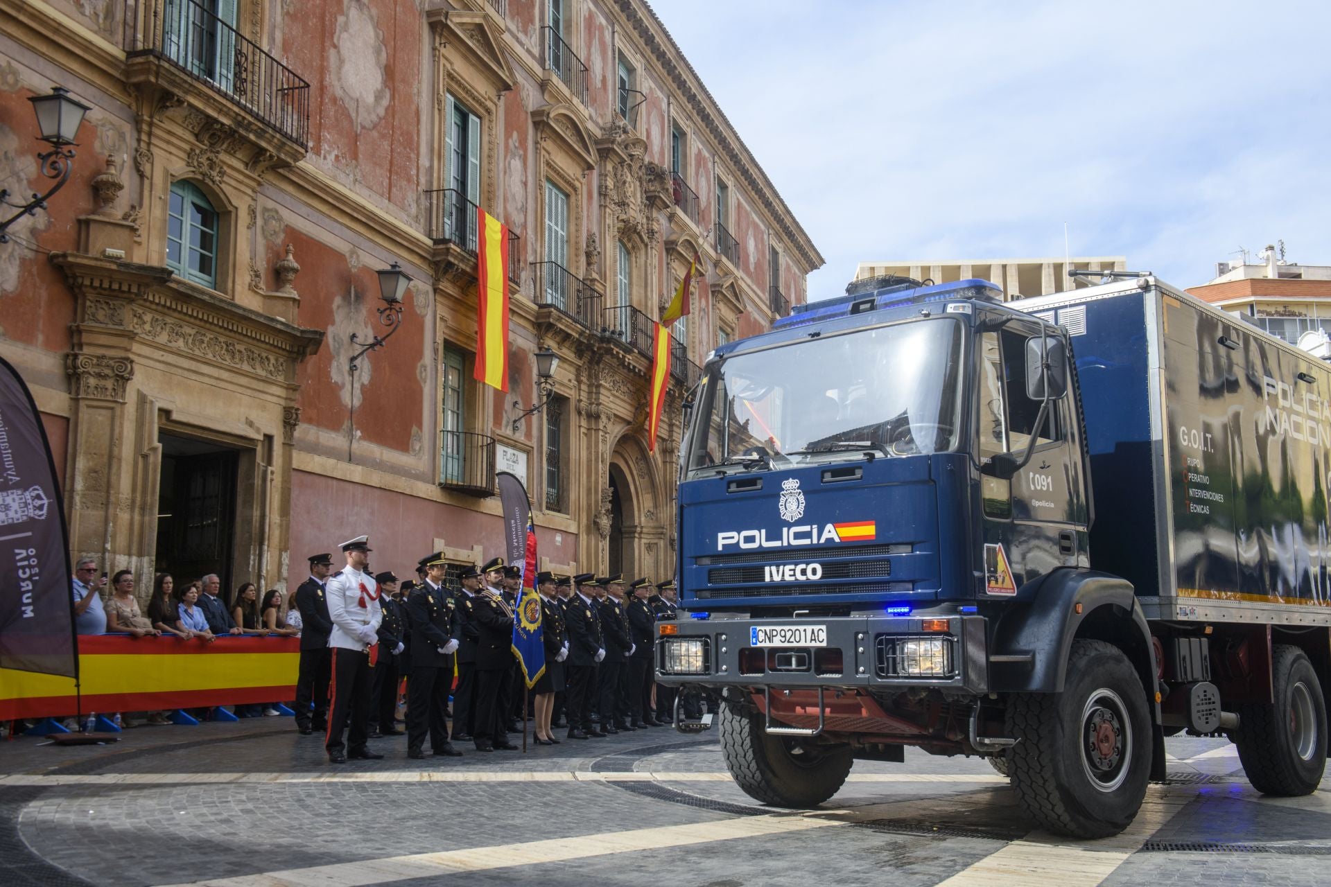 El acto por el Día de la Policía en Murcia, en imágenes