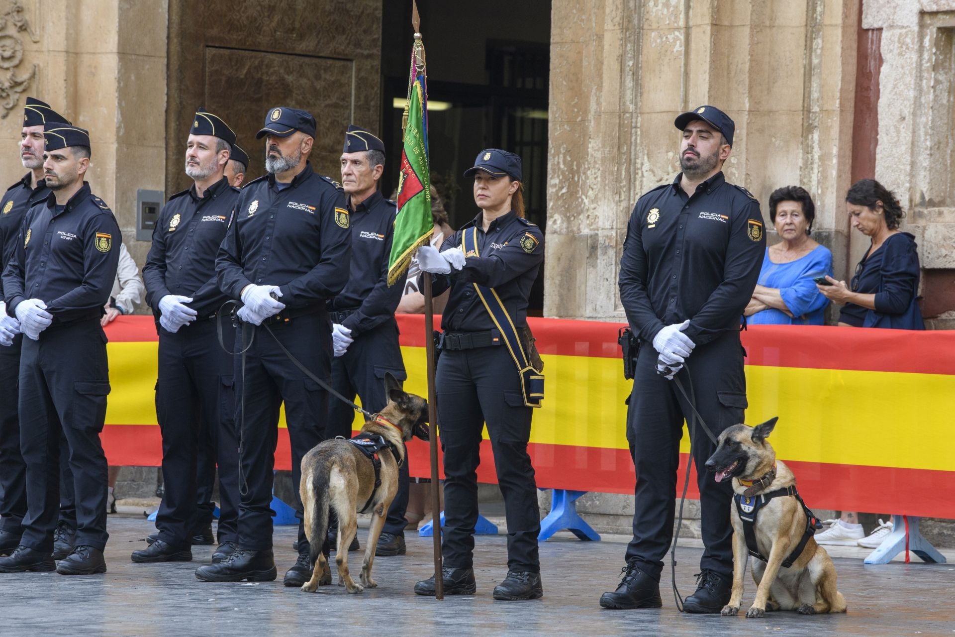 El acto por el Día de la Policía en Murcia, en imágenes