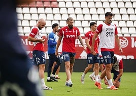 Esteban Saveljich, del Real Murcia, en un entrenamiento.
