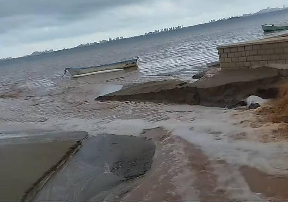 Entrada de agua de las lluvias al Mar Menor.