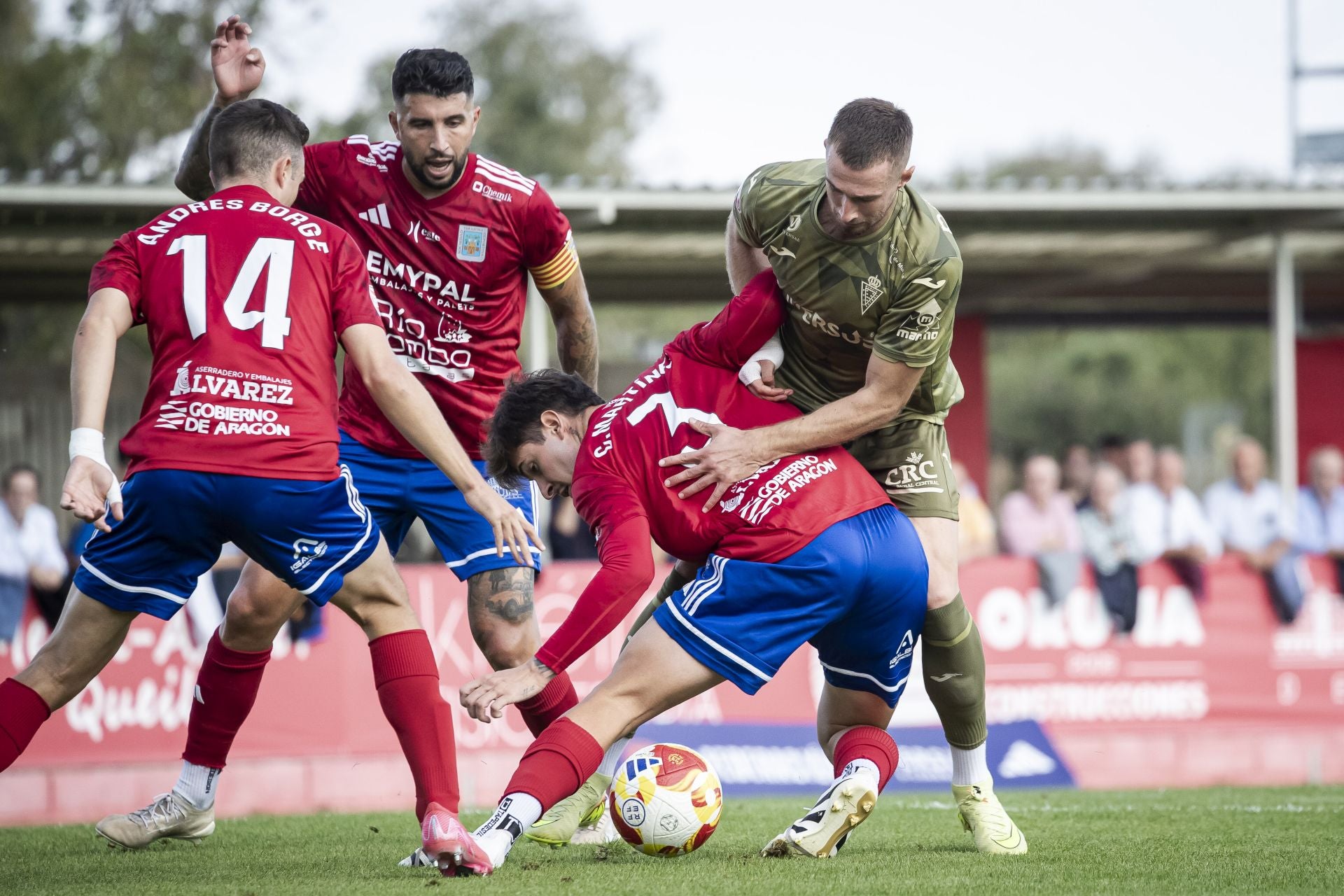 El Real Murcia entra en estado crítico en Tarazona, en imágenes
