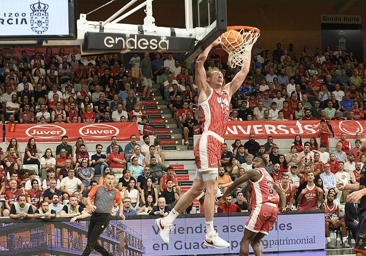 Sander Raieste haciendo un mate.