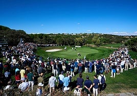 El público siguiendo con atención a los profesionales