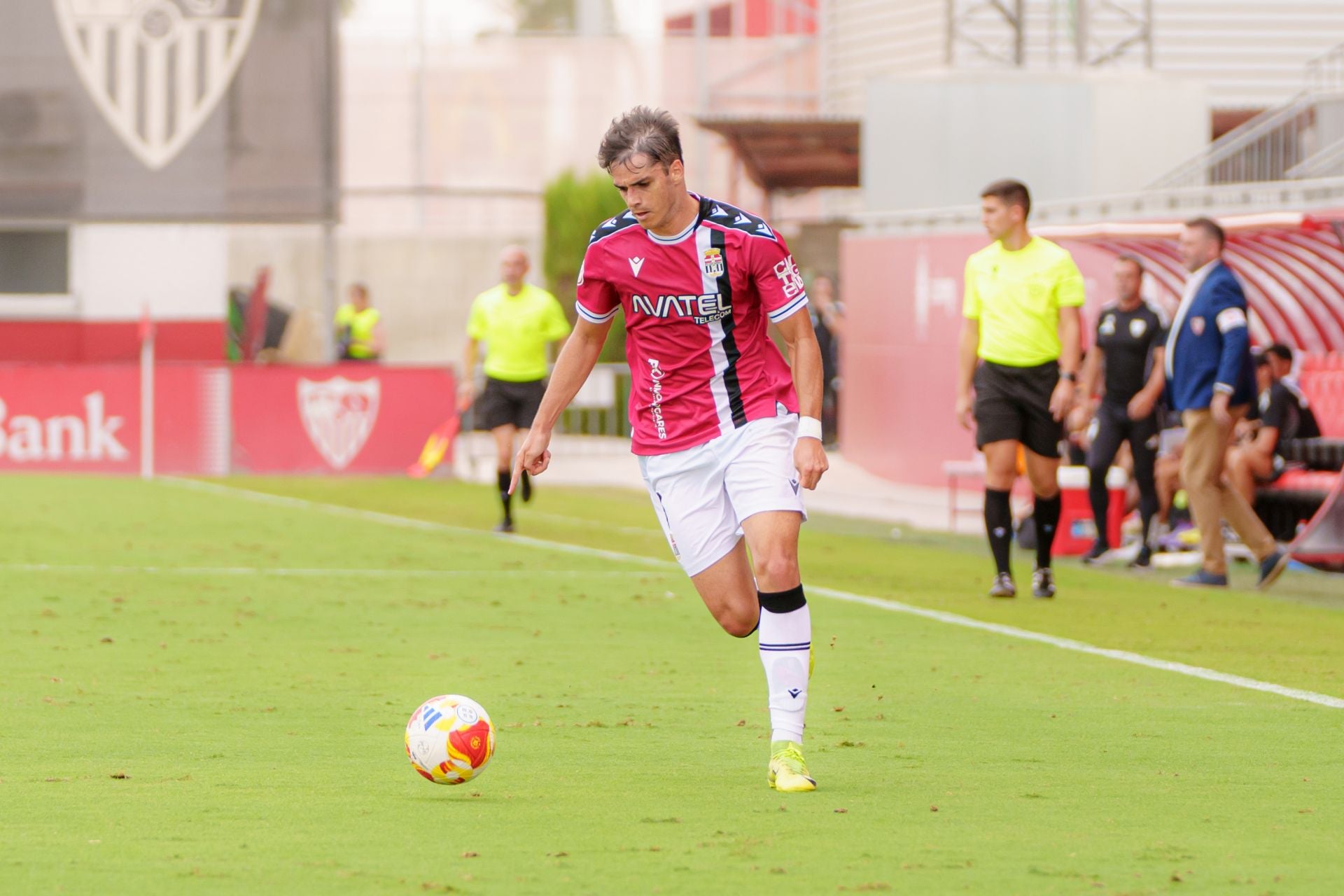 El FC Cartagena naufraga ante el Sevilla Atlético, en imágenes
