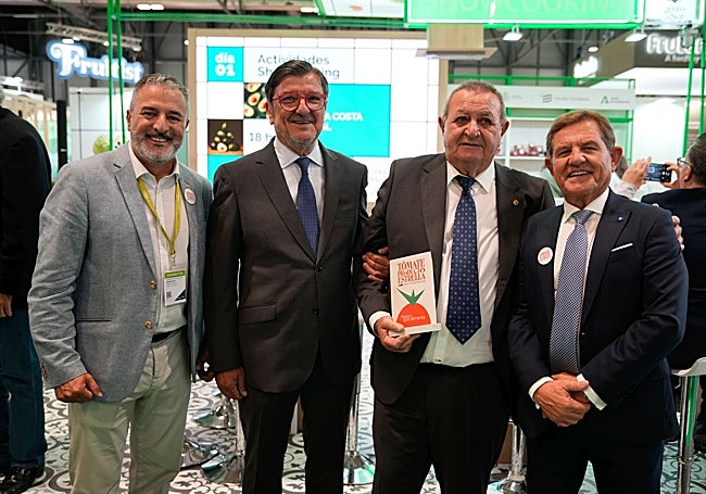 Fernando P. Gómez, Cecilio Peregrín, José Hernández y Mariano Zapata.