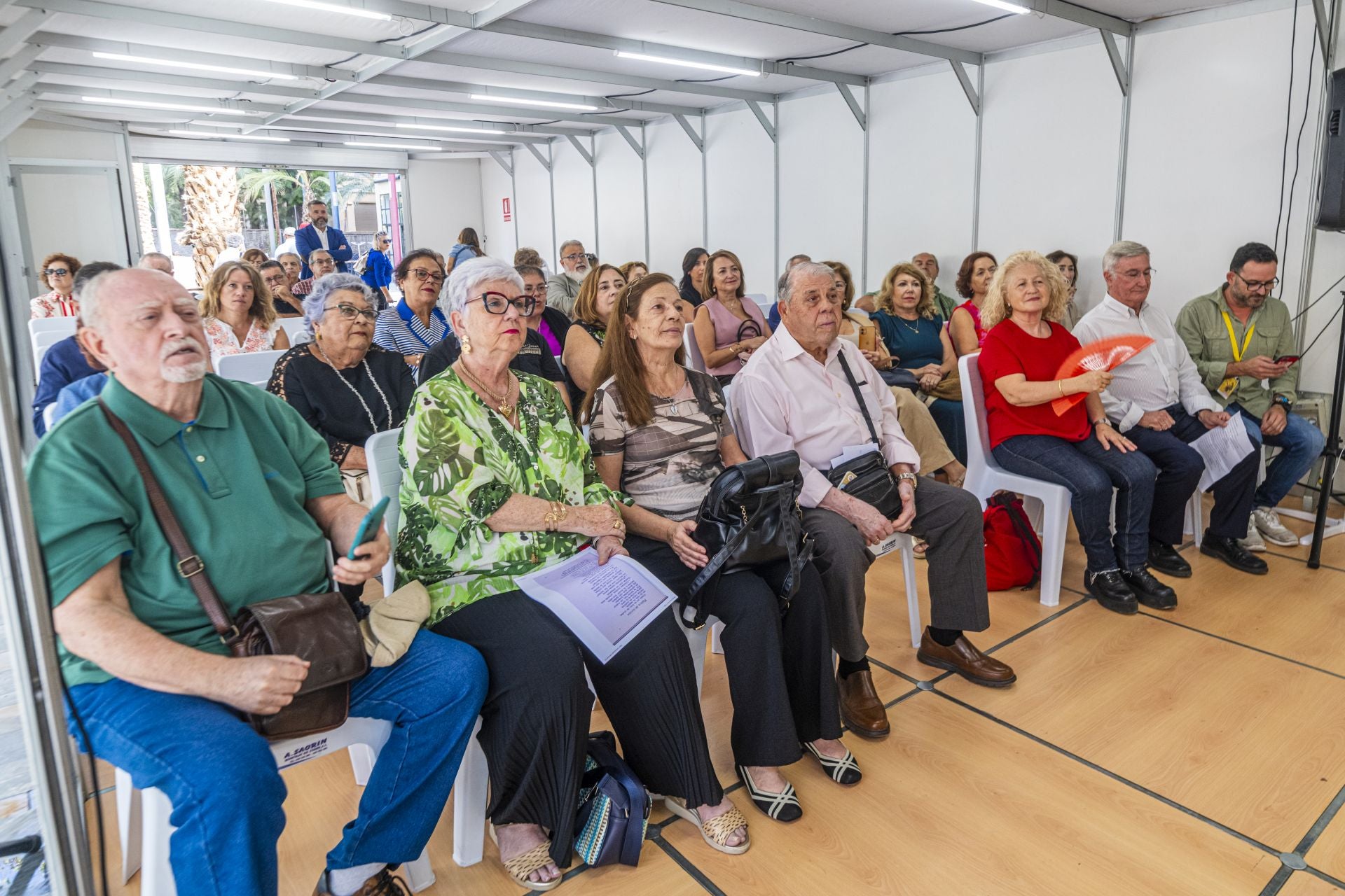 Último día de la Feria del Libro de Murcia, en imágenes
