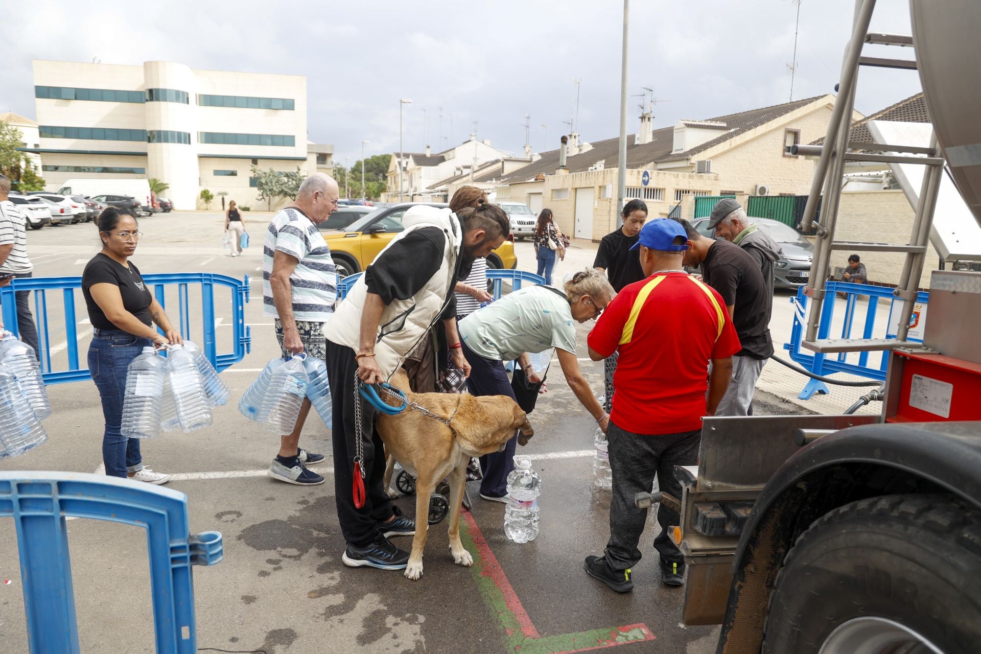 Sin agua potable en el Mar Menor, en imágenes