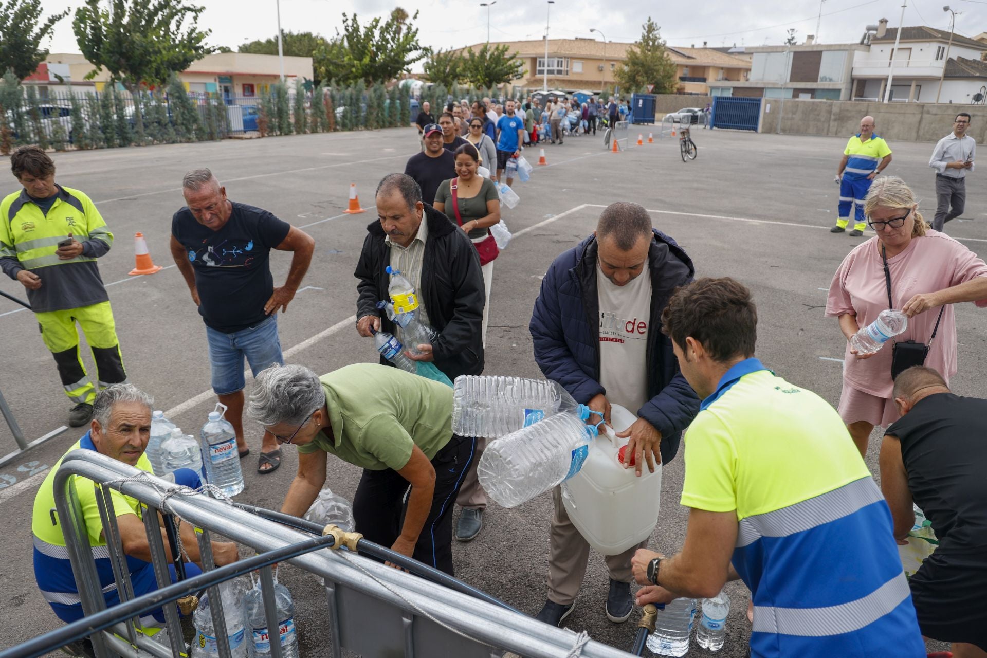 Sin agua potable en el Mar Menor, en imágenes