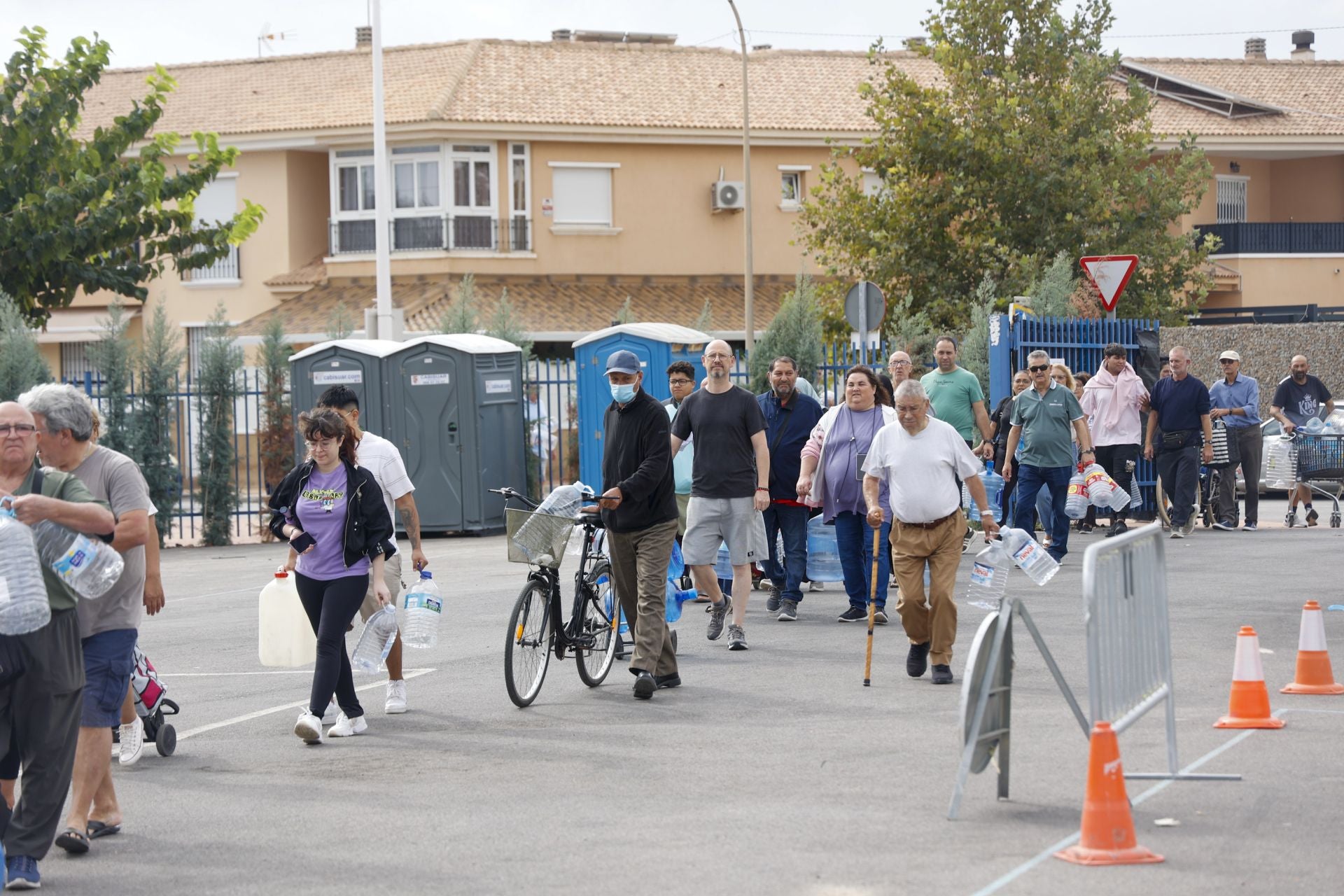 Sin agua potable en el Mar Menor, en imágenes