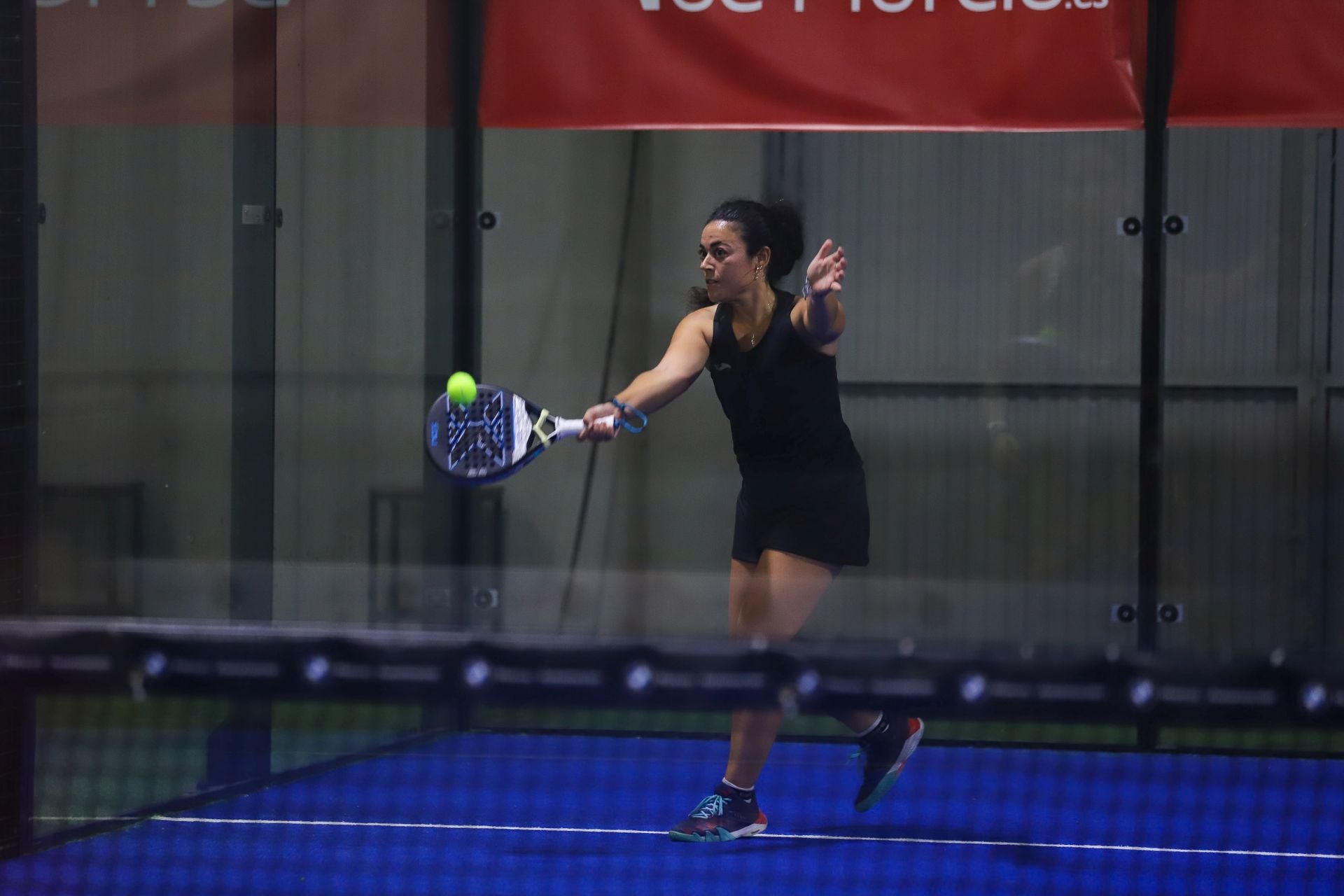 Eclosión del pádel entre las mujeres de la Región, en imágenes