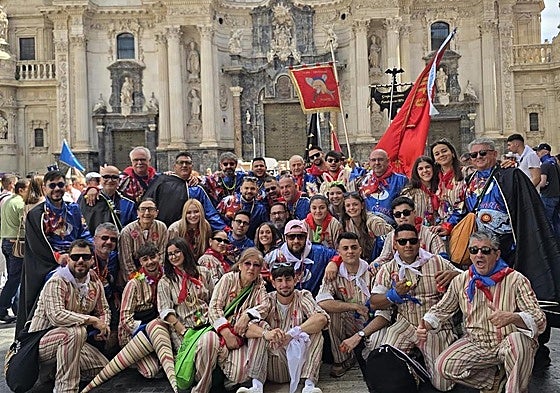 Integrantes del grupo sardinero Marte.