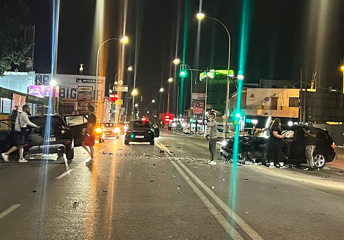 Estado de los vehículos tras el choque.