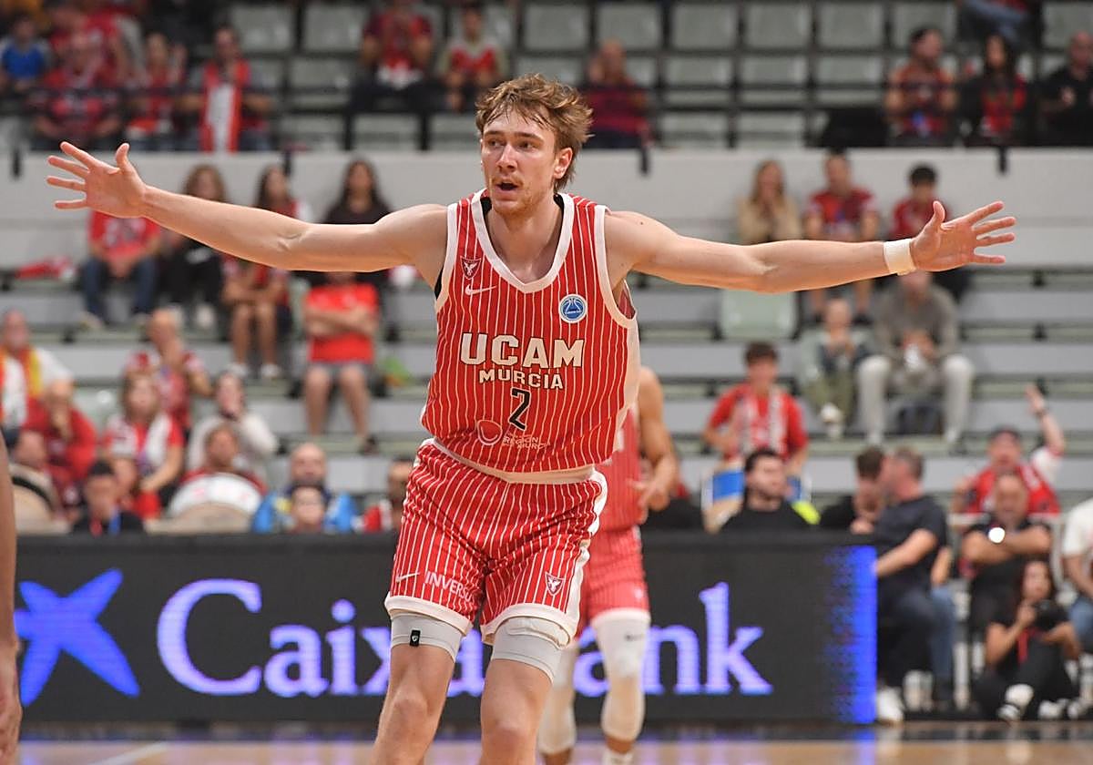 Raieste, jugador del UCAM Murcia.