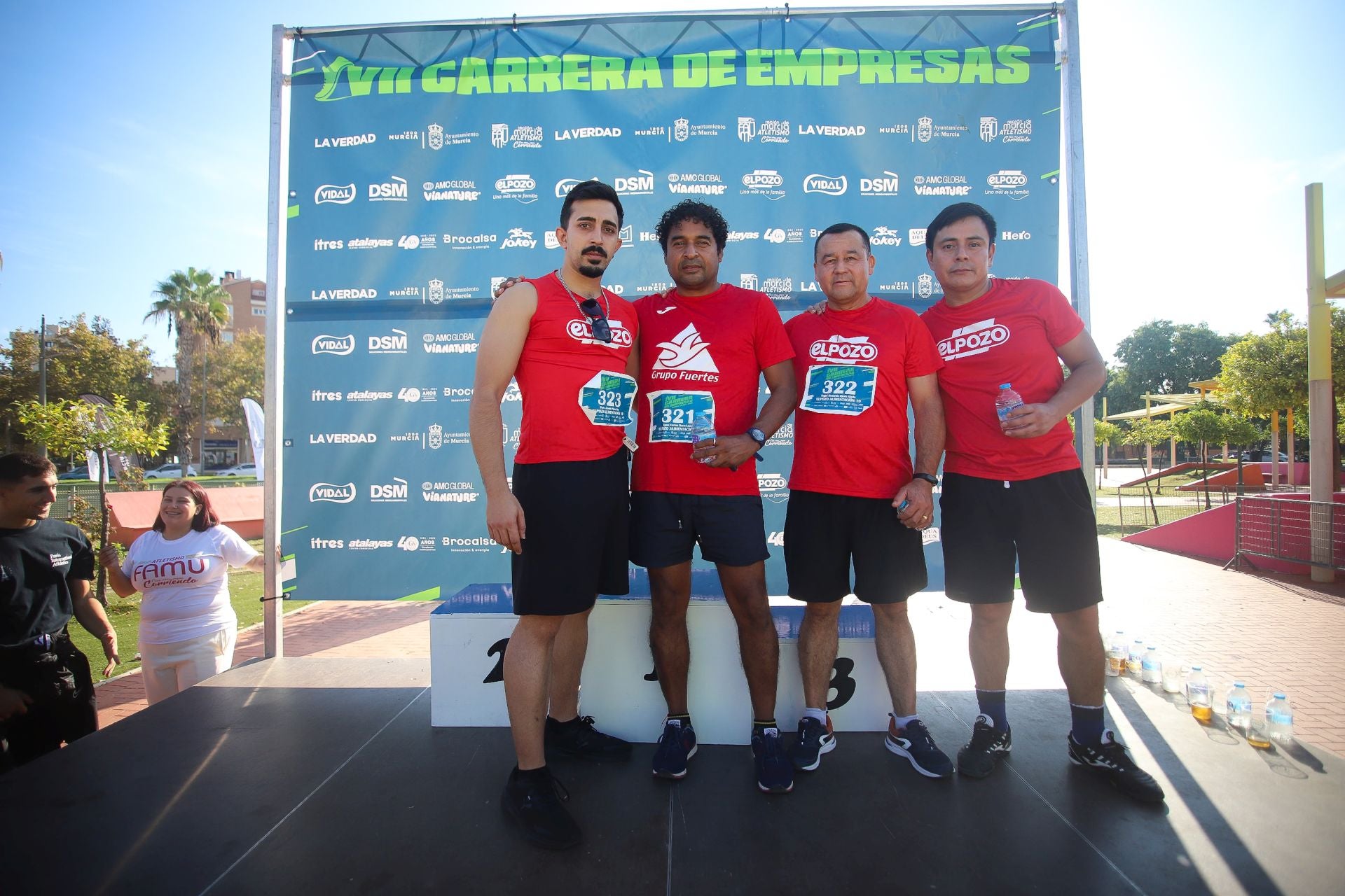 En imágenes, la VII Carrera de Empresas en Murcia