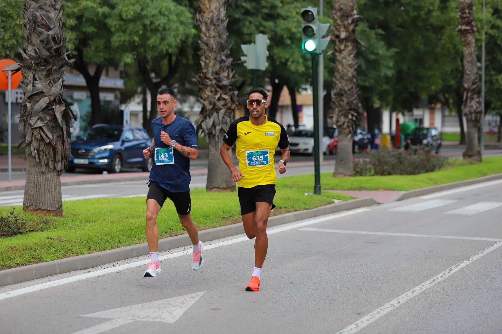 En imágenes, la VII Carrera de Empresas en Murcia