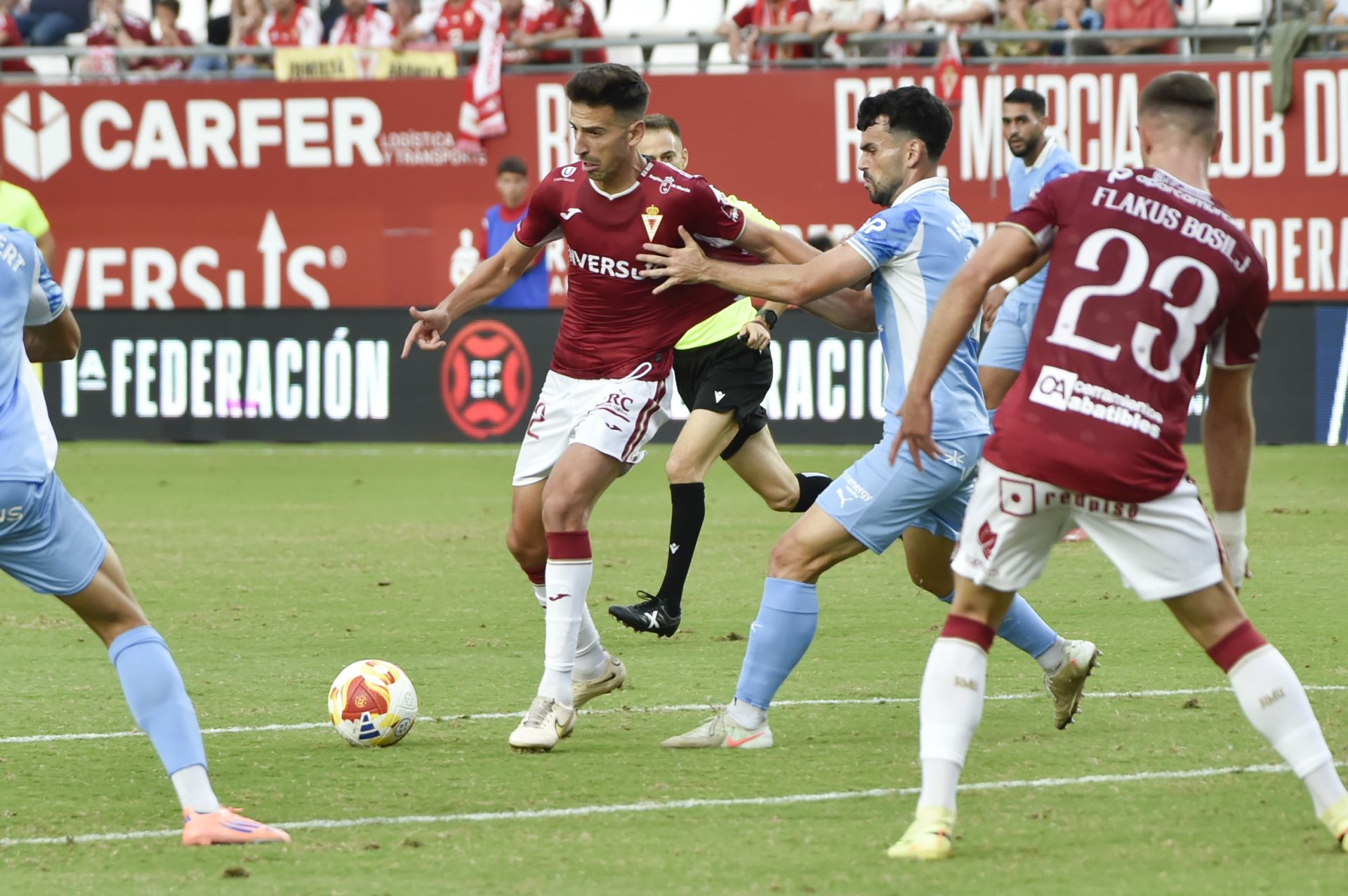 El Real Murcia se estrella ante el Ibiza, en imágenes
