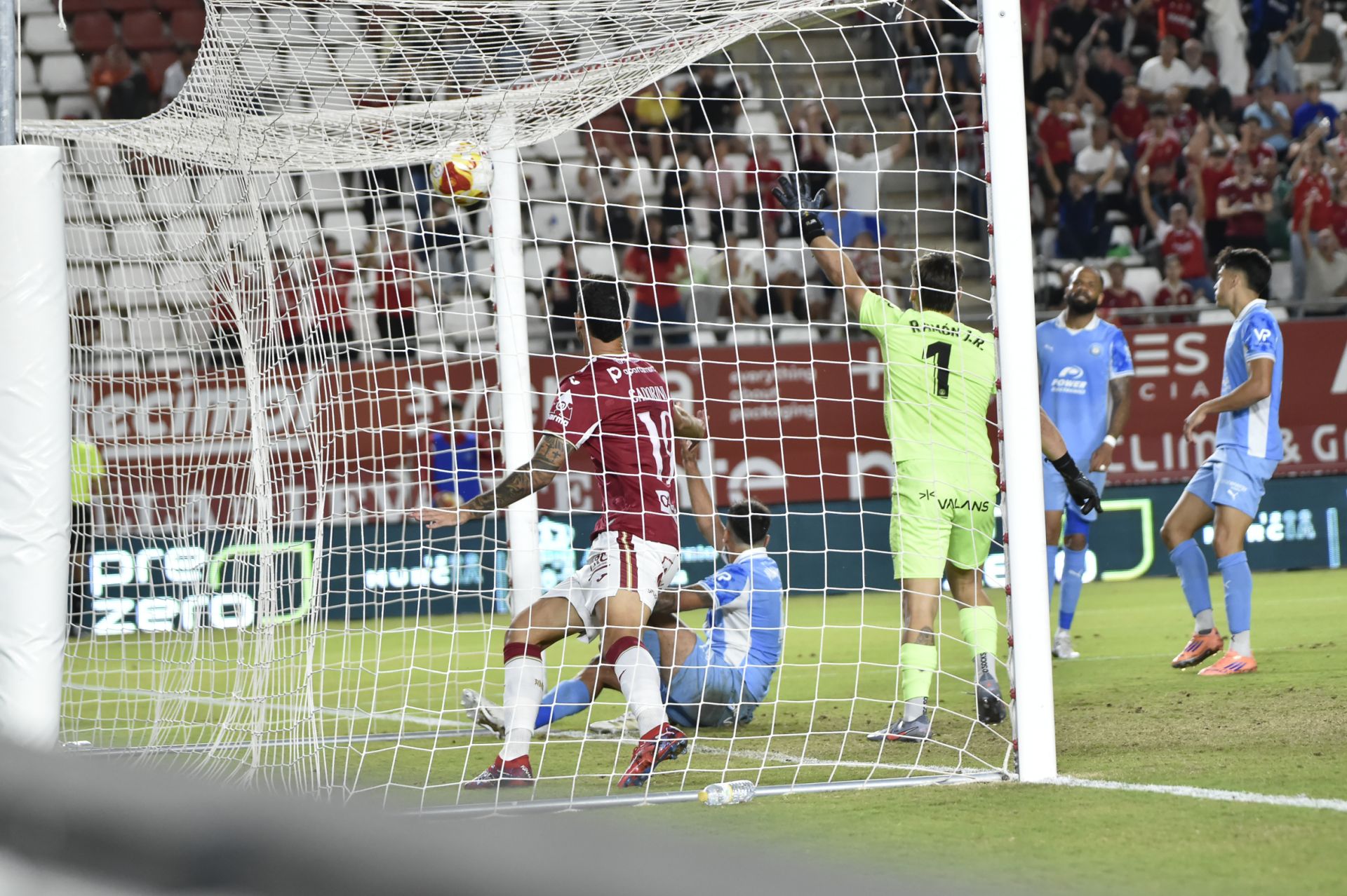 El Real Murcia se estrella ante el Ibiza, en imágenes