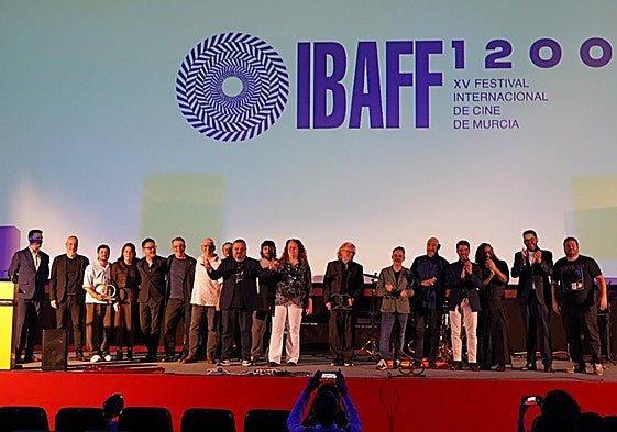 Galardonados en el certamen, el pasado sábado, durante la entrega de los premios.