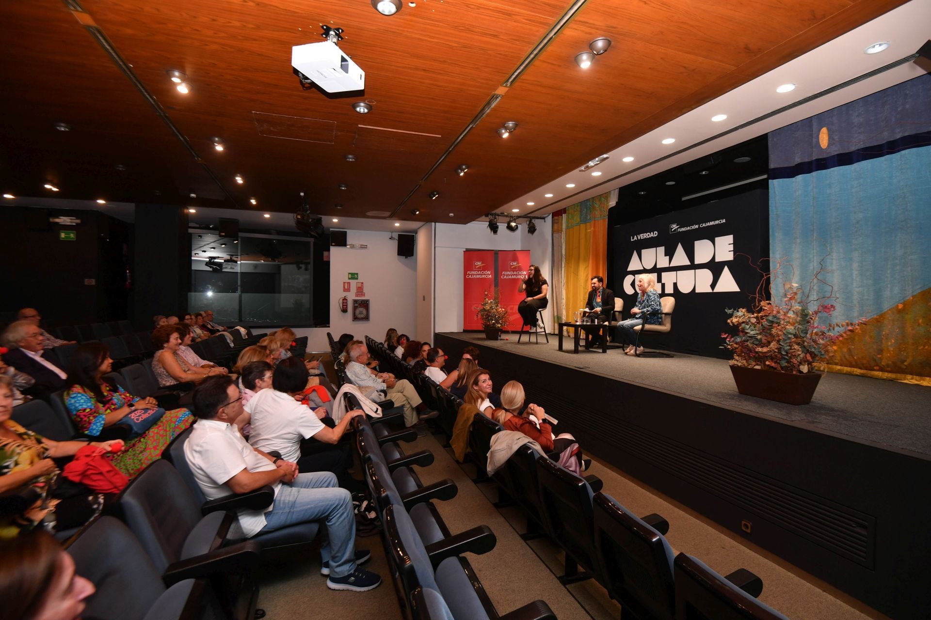 Las imágenes de Pepa Astillero en el Aula de LA VERDAD