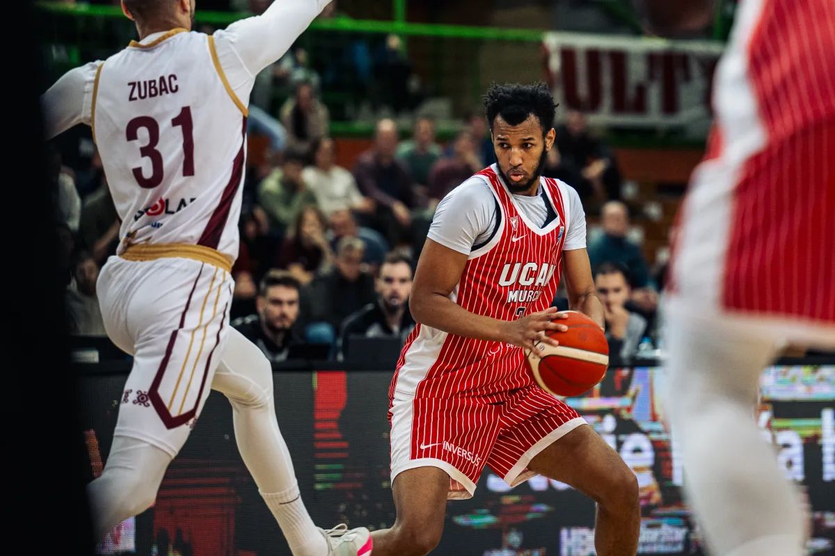 Las imágenes del Bosna-UCAM (87-72)