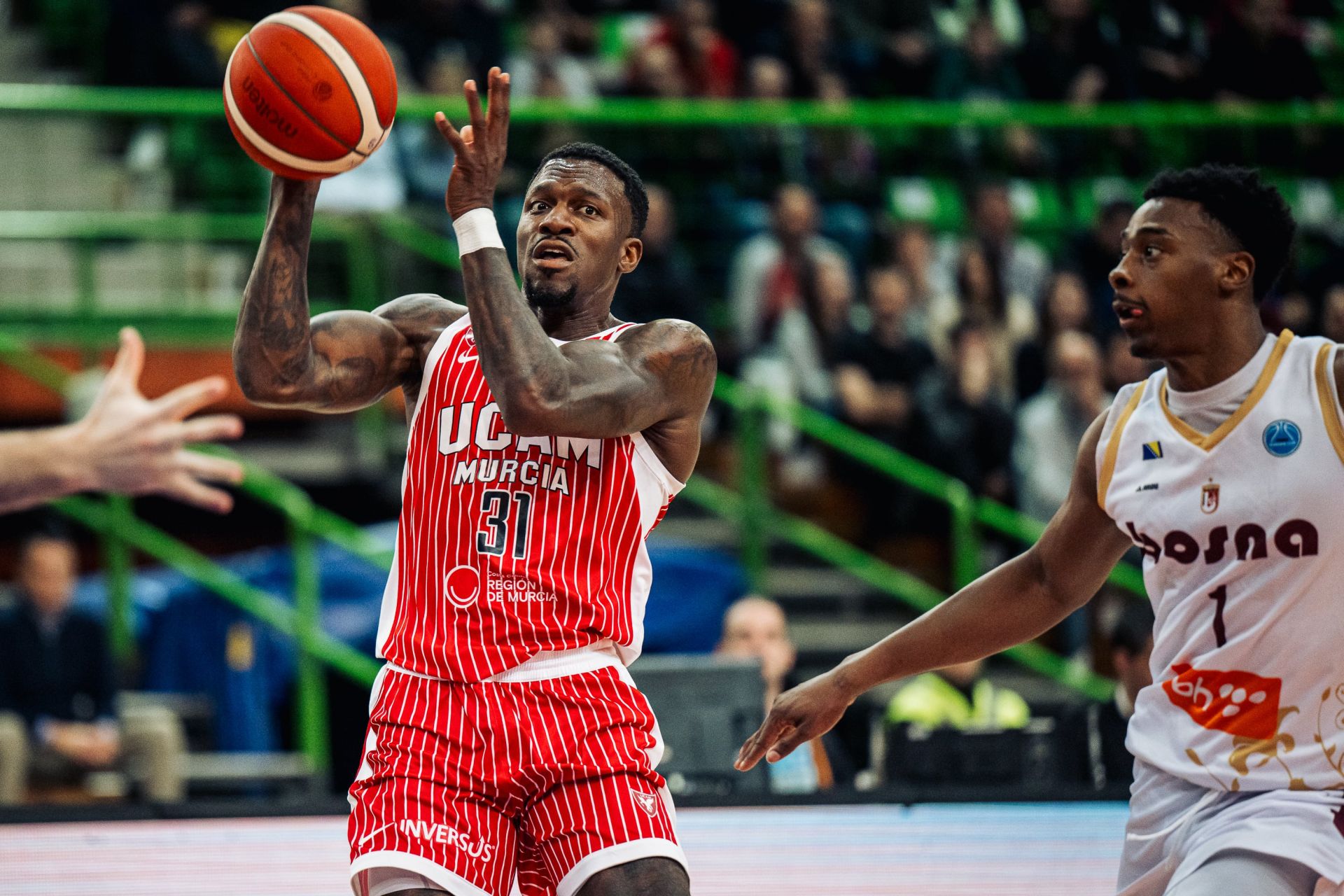 Las imágenes del Bosna-UCAM (87-72)