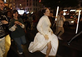 La artista Rosalía, el lunes, a su llegada a la carrera a Callao en Madrid.