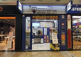 Administración de San Javier donde se vendió un boleto con el primer premio de la Lotería Nacional.