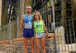 Pablo Rovira y Sara Shiri Lozano, ganadores de la carrera.