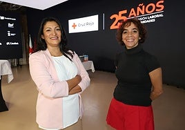 Perla Villalba y Patricia Esclapez en el 25 aniversario del programa que las ayudó.