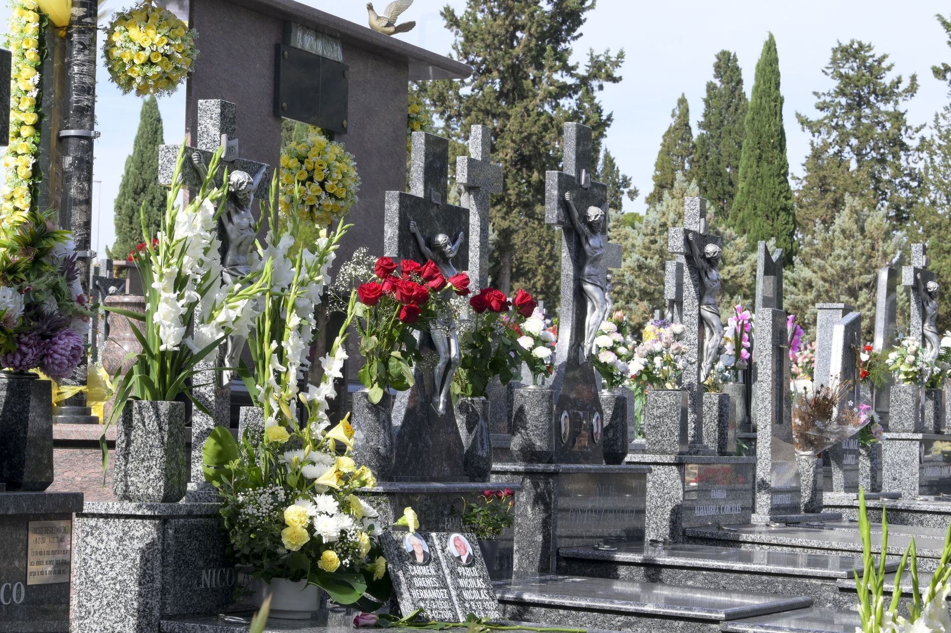 La festividad de Todos los Santos en Murcia, en imágenes