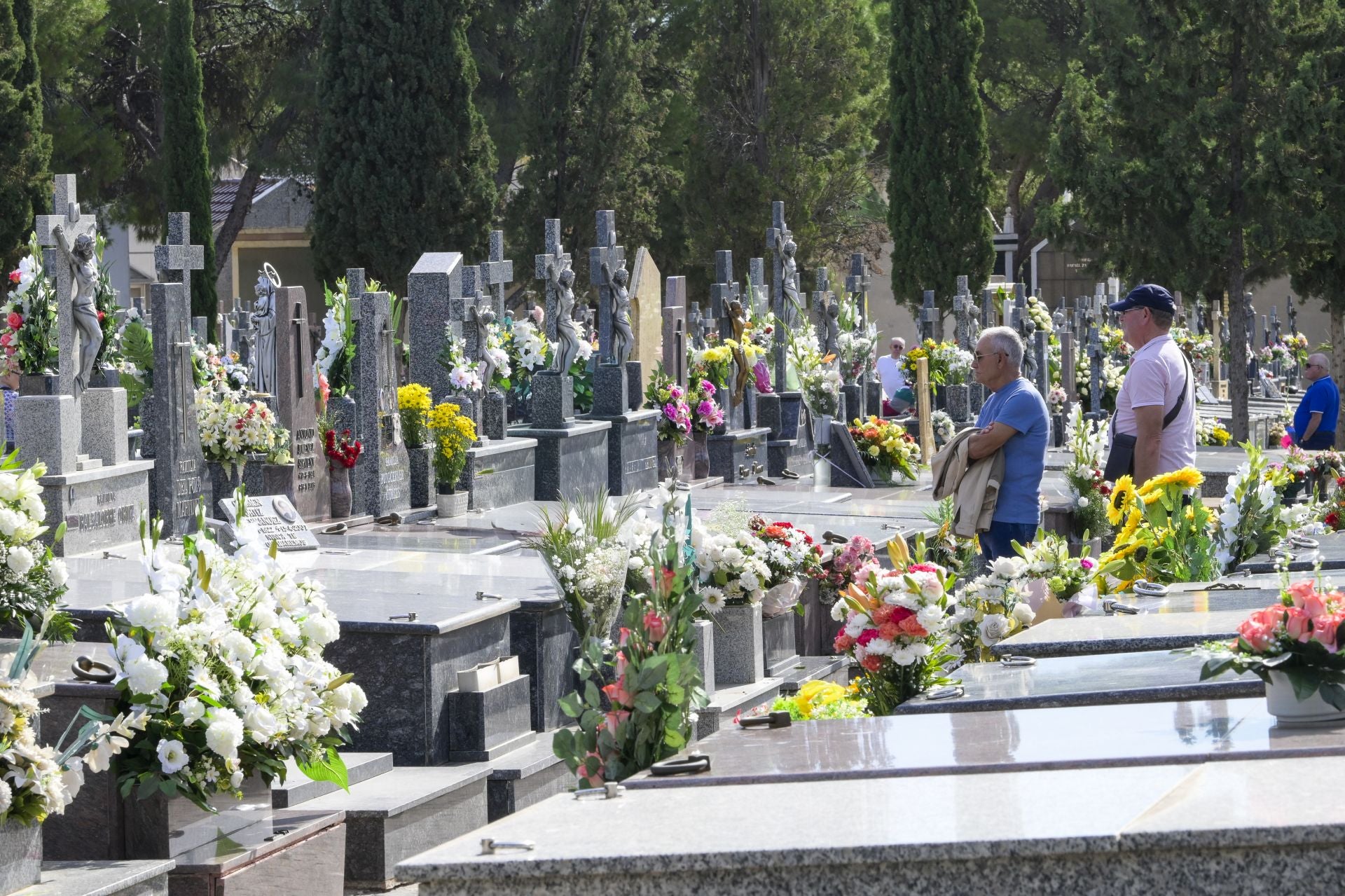 La festividad de Todos los Santos en Murcia, en imágenes