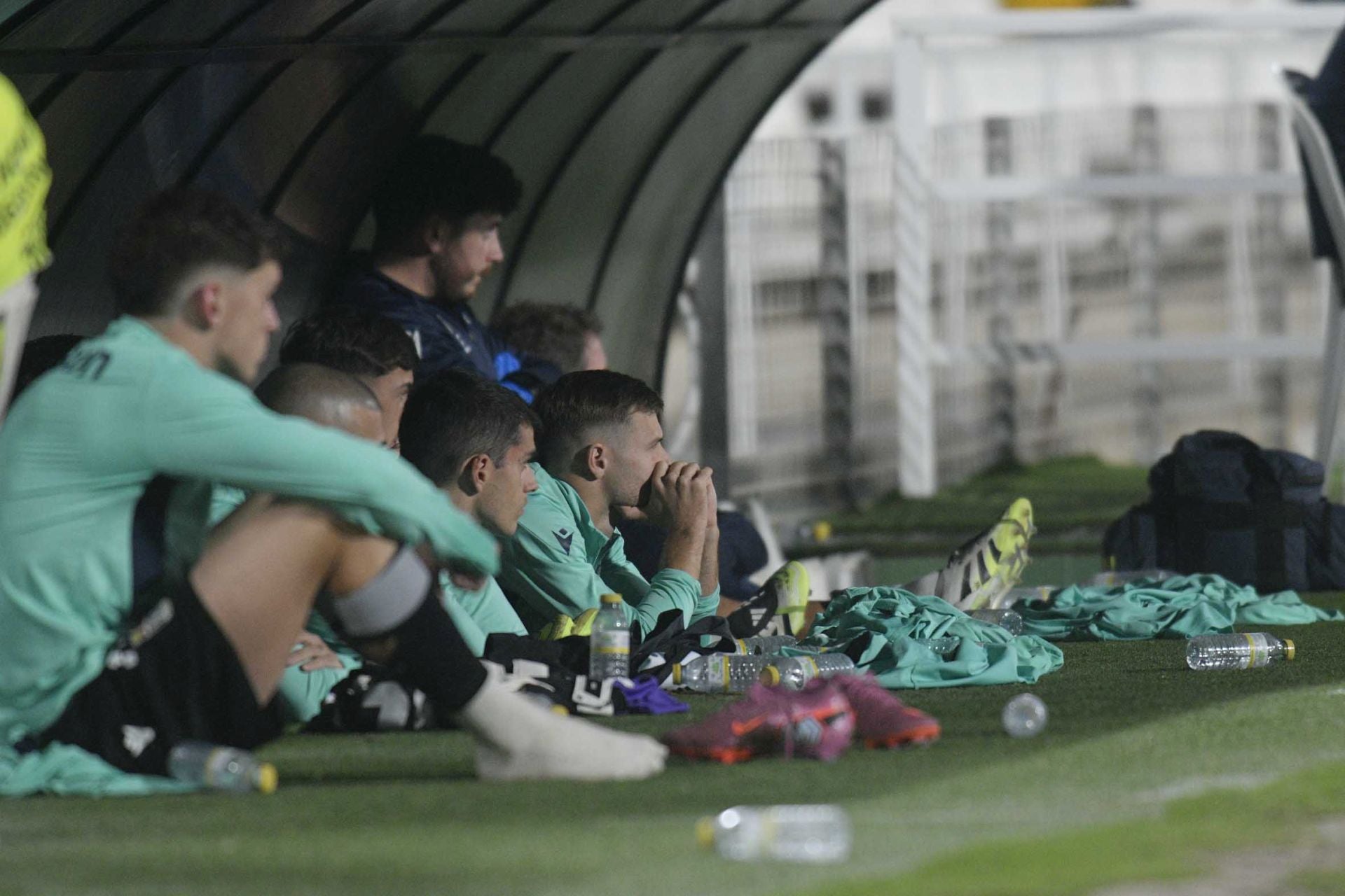 El FC Cartagena sufre la primera derrota en el Cartagonova, en imágenes