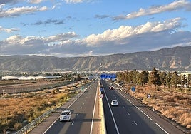 La autovía del Campo de Cartagena llegando a la A-7, en una imagen tomada desde el acceso al polígono.