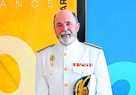 El contralmirante cartagenero Antonio González, durante el acto de celebración del 250 aniversario del Cuerpo de Ingenieros en el Palacio de la Magdalena en Santander.
