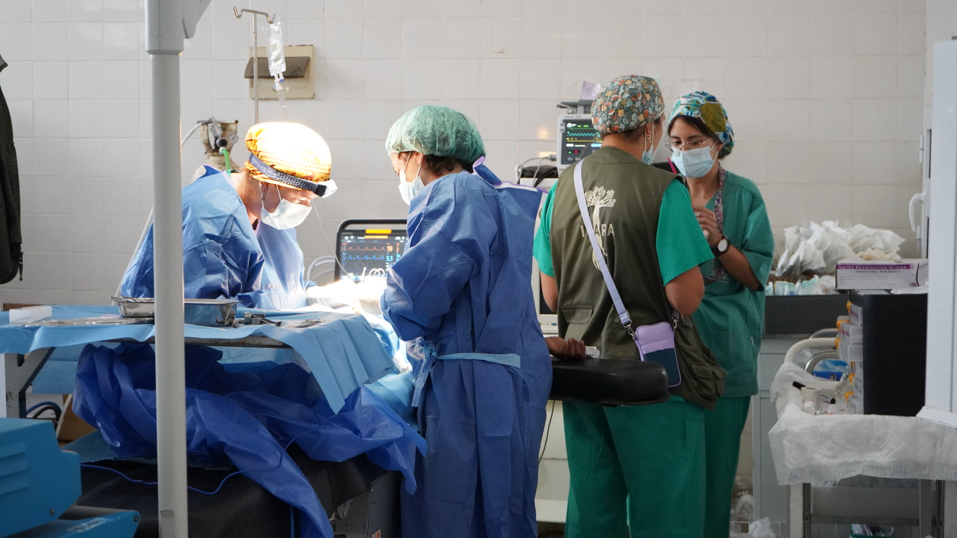 Las imágenes del proyecto humanitario en Madagascar en colaboración con el Colegio de Médicos de la Región