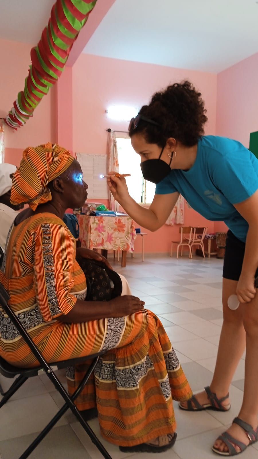 &#039;El milagro de ver&#039;, proyecto humanitario de Azul en Acción con financiación del Colegio de Médicos de la Región de Murcia