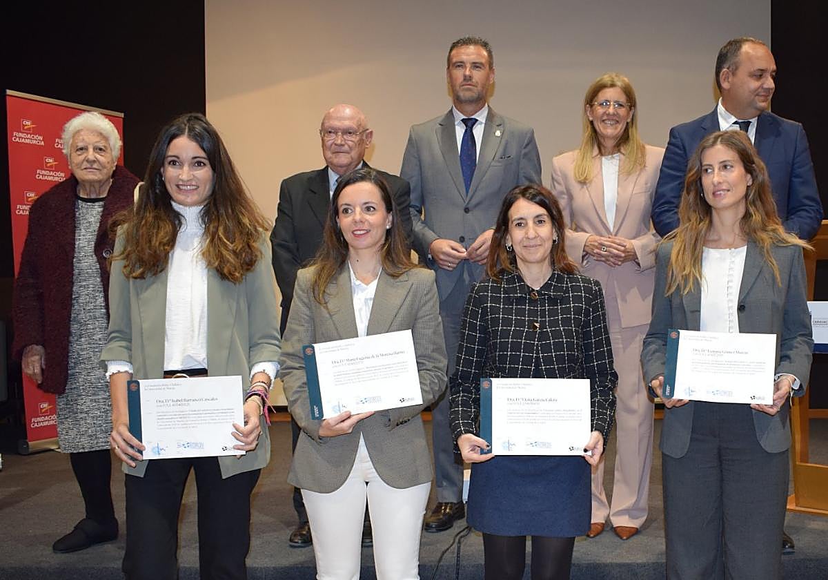 Las premiadas, en el acto de entrega de reconocimientos.