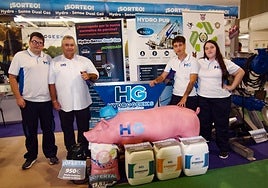 Equipo humano de Bretón Asesoría Ambiental en la feria Sepor.